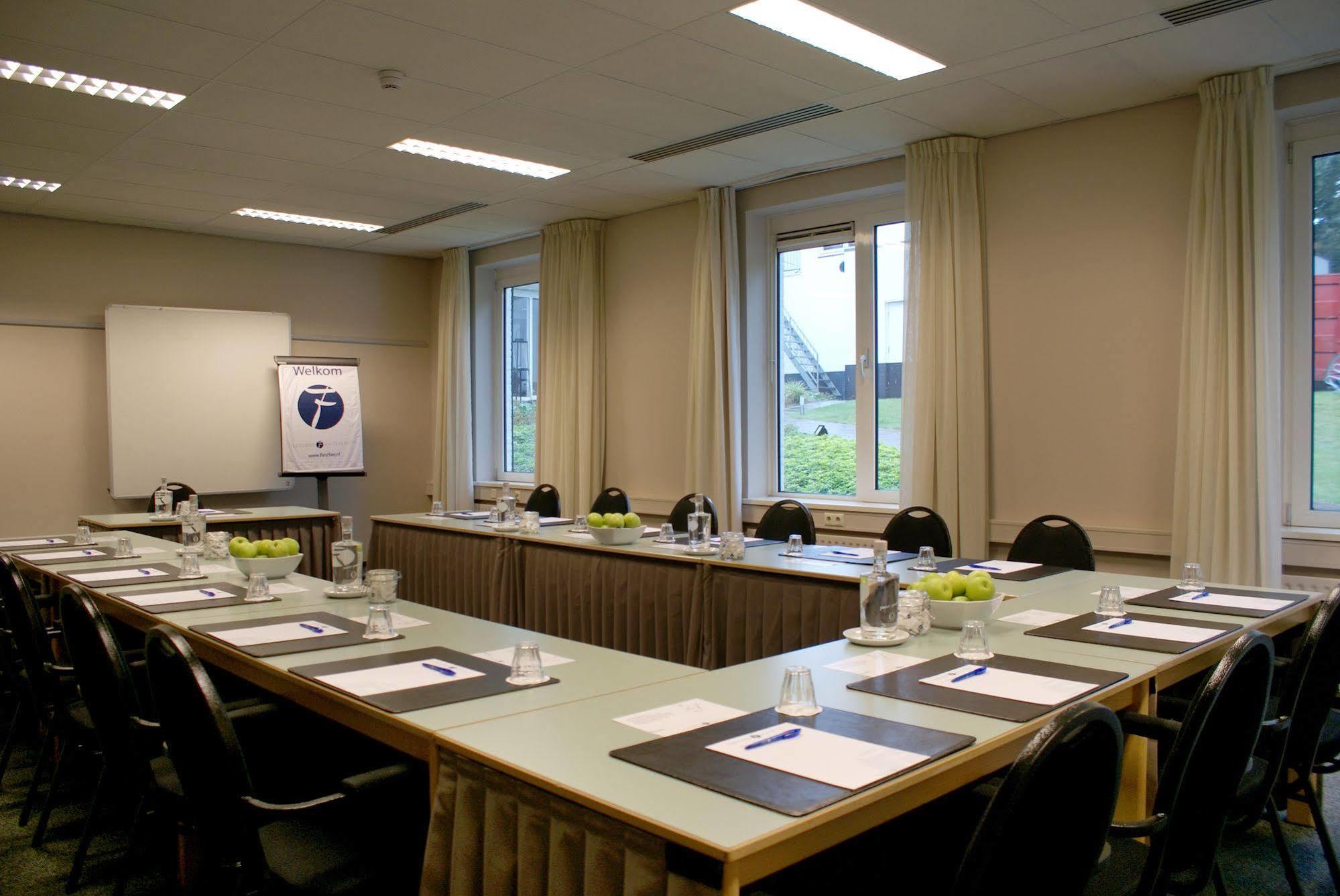 Fletcher Hotel Restaurant Boschoord Oisterwijk Bagian luar foto